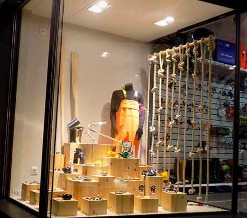Anillo de plata ajustable ojo de Horus 55 El escaparate de una tienda como elemento clave para aumentar las ventas