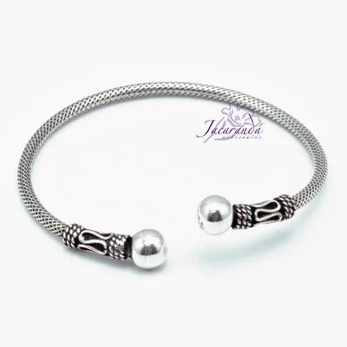Pulsera de Plata Tubo Labrado con Labrado y Bolitas en los extremos lisas 1 Pulsera de Plata Tubo Labrado con Labrado y Bolitas en los extremos lisas