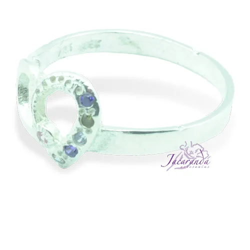 Anillo de plata 925 con circón color cristal de roca diseño corazón